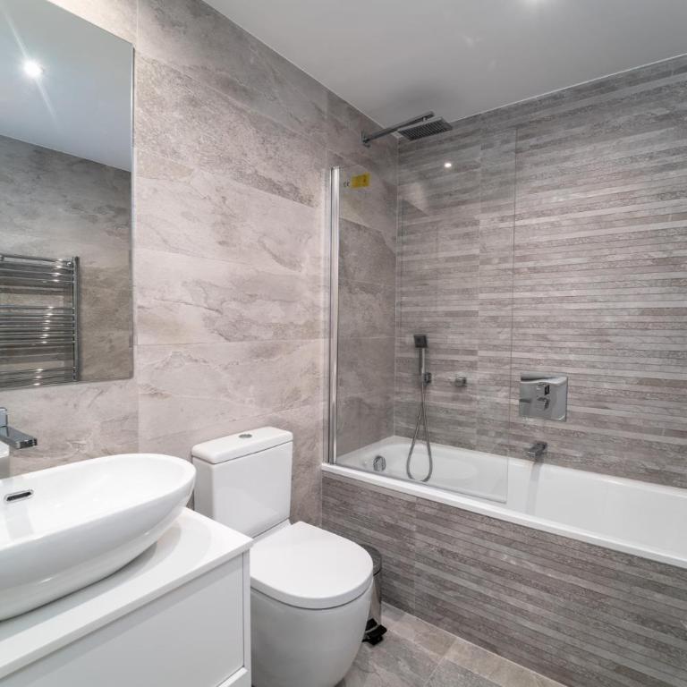 BRIGHT NEW APARTMENT IN PUENTE ROMANO - Apartamento de 3 dormitorios - 23