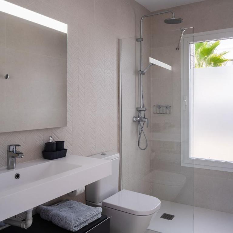 SUNRISE by Buenavilla - Three-Bedroom Villa - 9