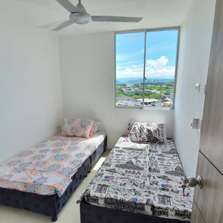 APARTAMENTO GIRARDOT BUENA UBICACIÓN - Apartamento de 3 dormitorios - 2