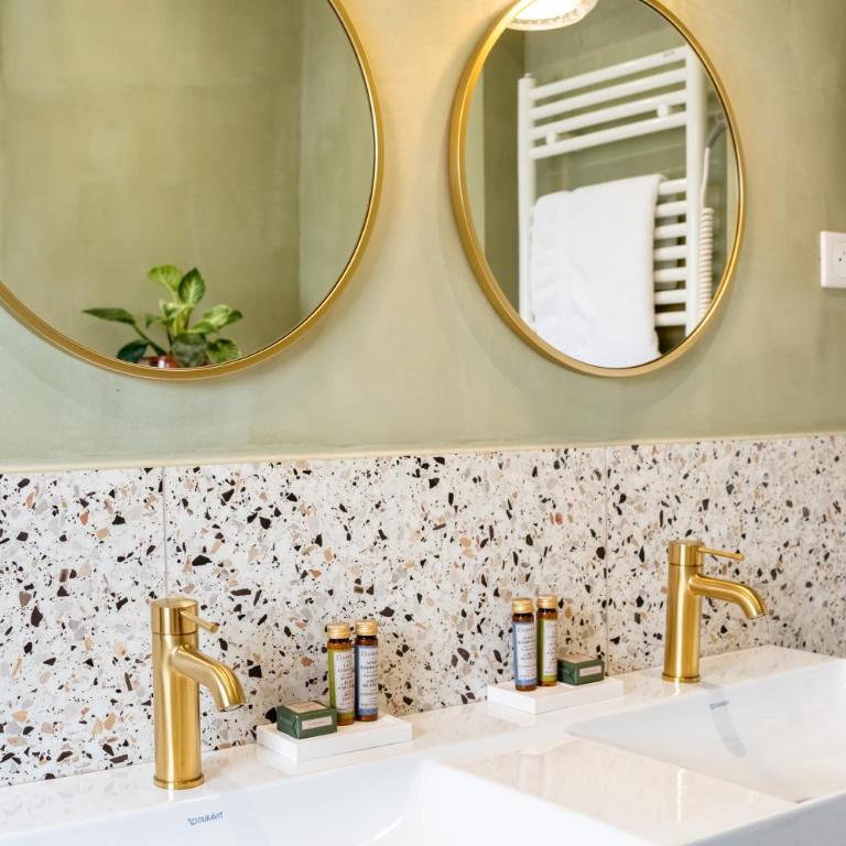Queens Boutique Hotel - Chambre Double avec Balcon - 10