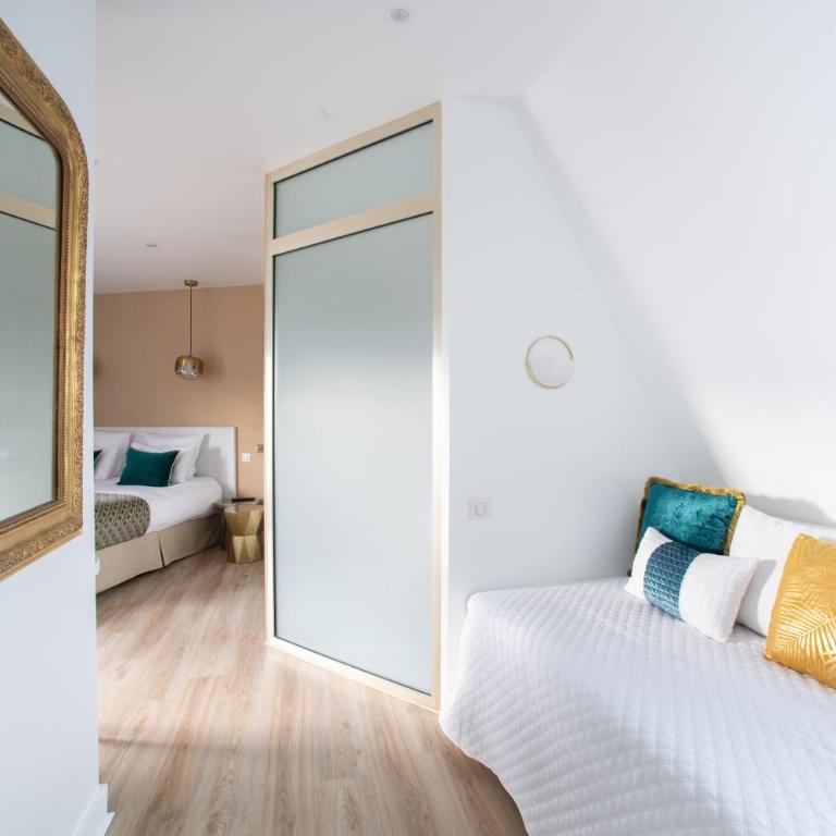 Queens Boutique Hotel - Chambre Triple avec Balcon - 8