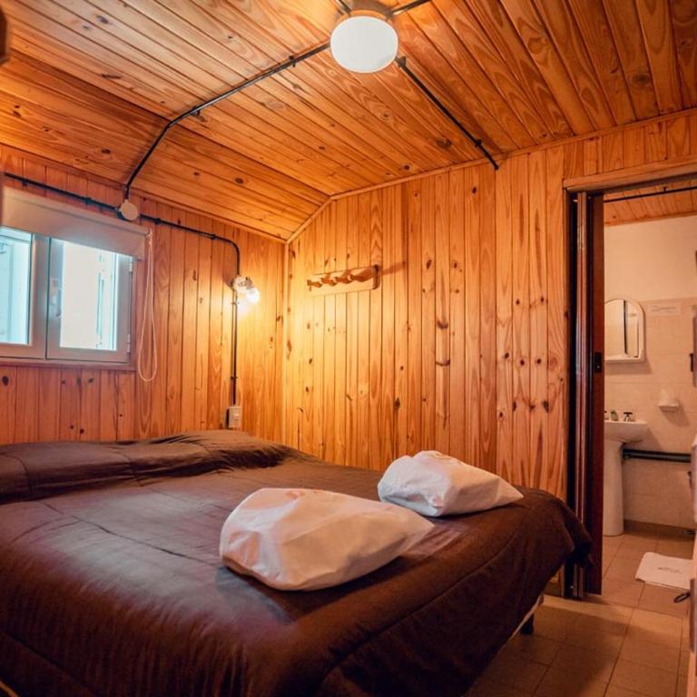Cabaña Don Bosco - Three-Bedroom Chalet - 12