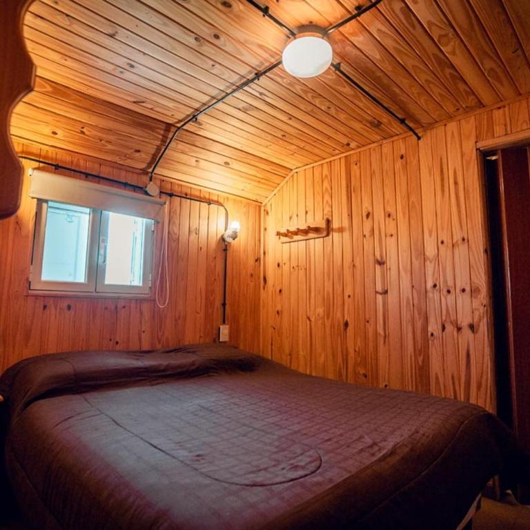 Cabaña Don Bosco - Three-Bedroom Chalet - 29