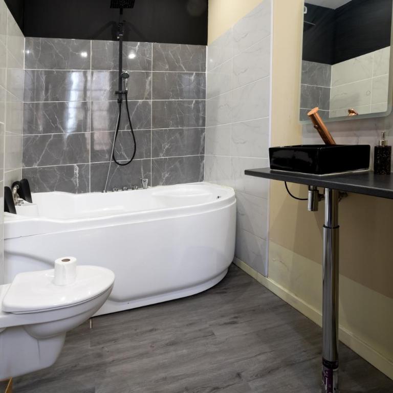 Baignoire Centre Ville Narbonne - Appartamento con 1 Camera da Letto - 7