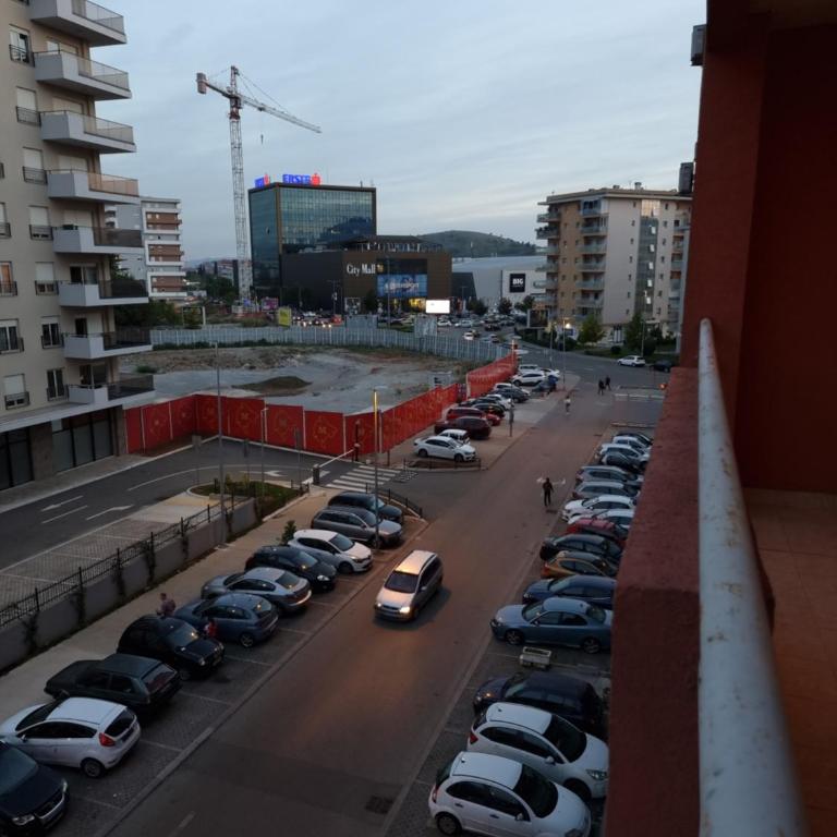 Big apartment - Three-Bedroom Apartment - 73