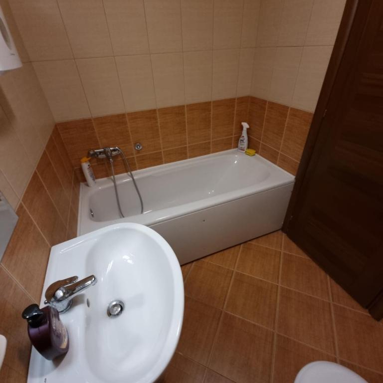 Big apartment - Three-Bedroom Apartment - 61