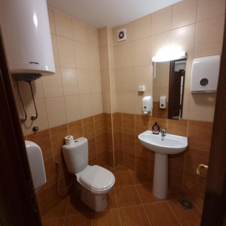 Big apartment - Three-Bedroom Apartment - 59