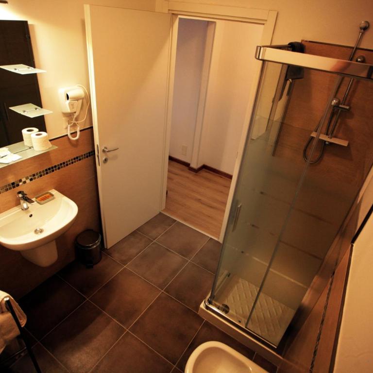 La Libra Rooms - Camera Quadrupla Comfort - 3