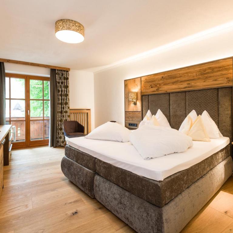 Wellness & Sporthotel Alpenhof - Doppelzimmer mit Balkon - 5