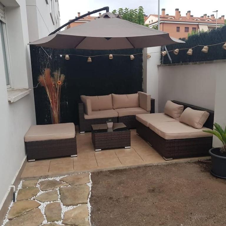 Precioso apartamento con piscina y jardín propio - Apartamento de 2 dormitorios - 3