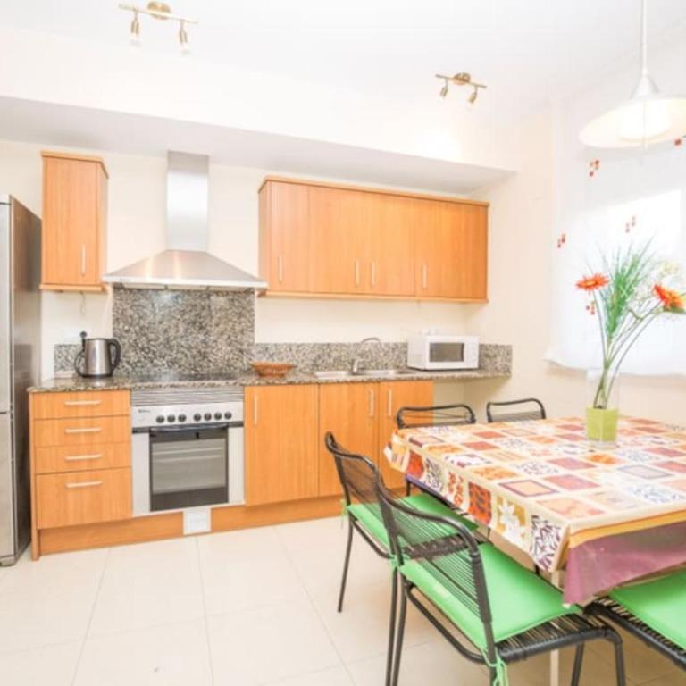 Precioso apartamento con piscina y jardín propio - Apartamento de 2 dormitorios - 13