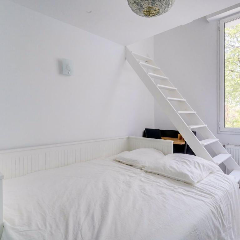 Bordeaux centre, Appartement privatif et chambres privées, piscine, parking - Chambre Double ou Lits Jumeaux Économique - 2