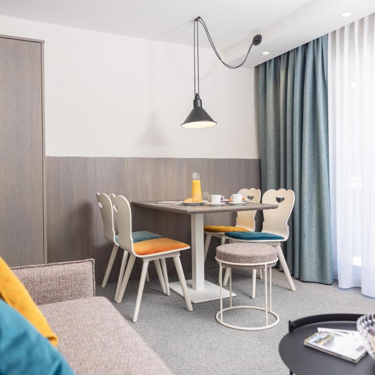 Haus Verwall - Apartment mit Balkon - 9