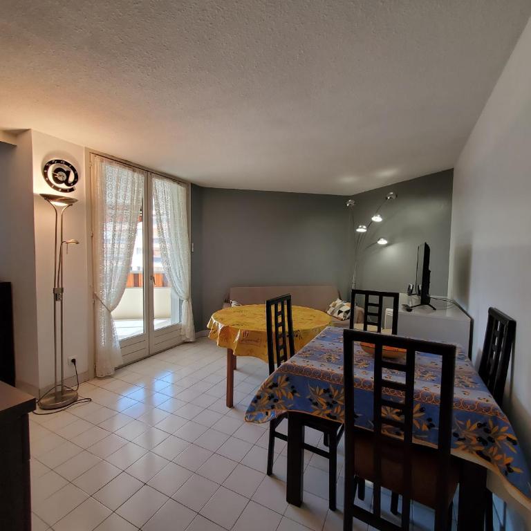Miougrano 3 Pieces Climatise 48m2 5 Personnes Park - Appartement avec Balcon - 10