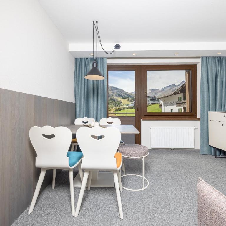 Haus Verwall - Apartment mit Balkon - 11