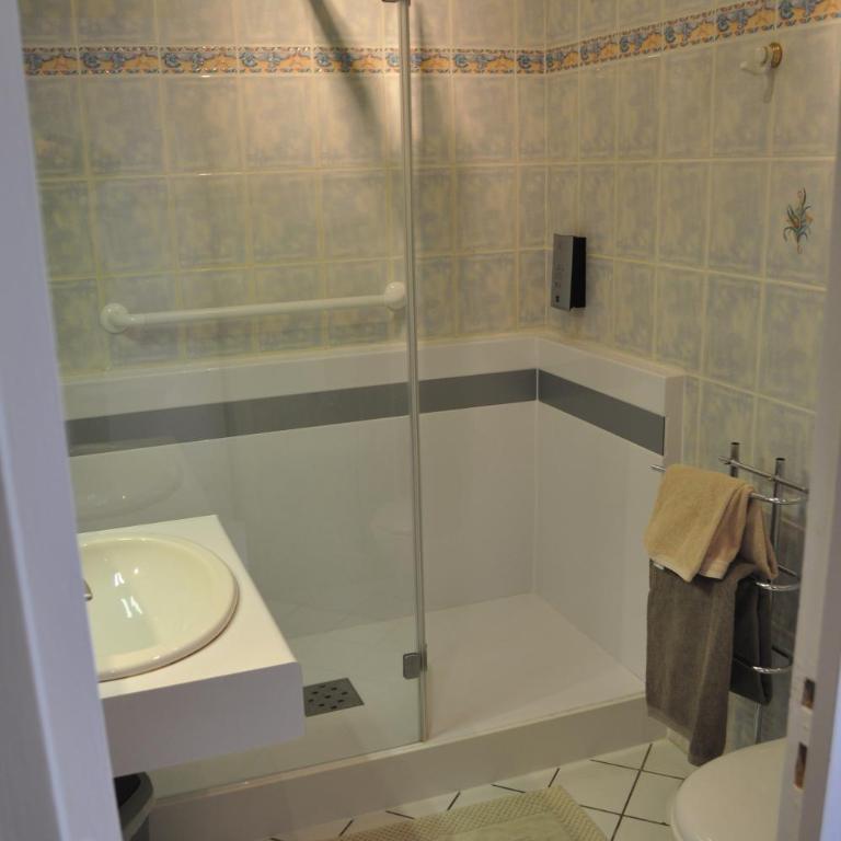 Logis Hôtel Au Tambour - Chambre Double Standard - 3