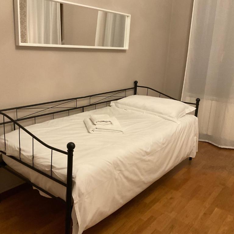Your Room to visit Venice Marco Polo 10 min - Ampia Camera Matrimoniale - 10