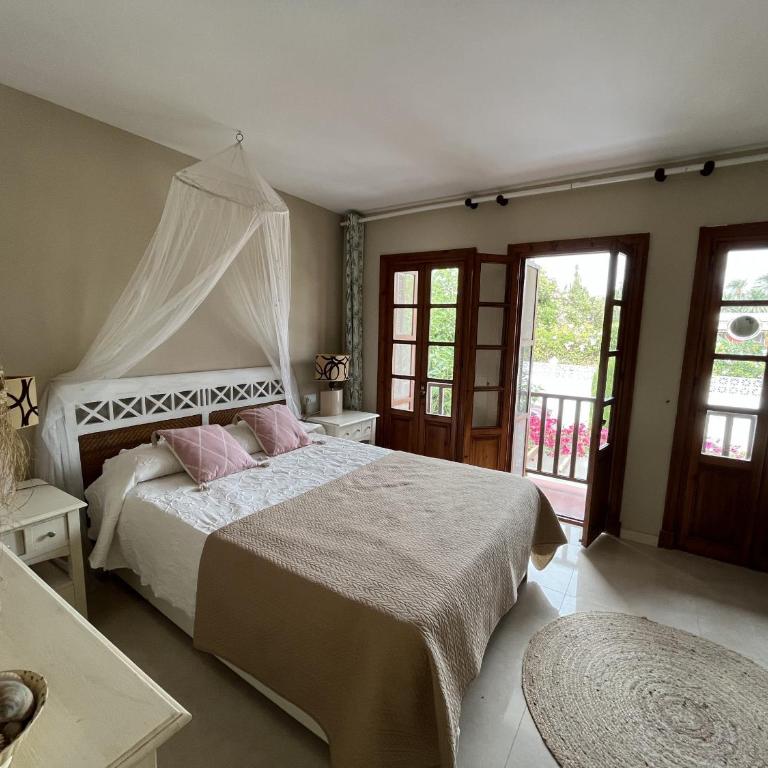 Estepona - Playa - Villa de 2 dormitorios en urbanización cerca del mar Ele9 - Apartamento - 12