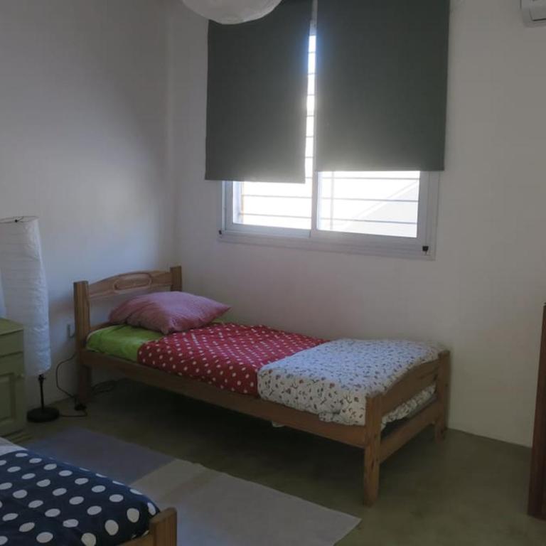 Spacious house with garden, La Plata center. - Casa de 4 dormitorios - 13