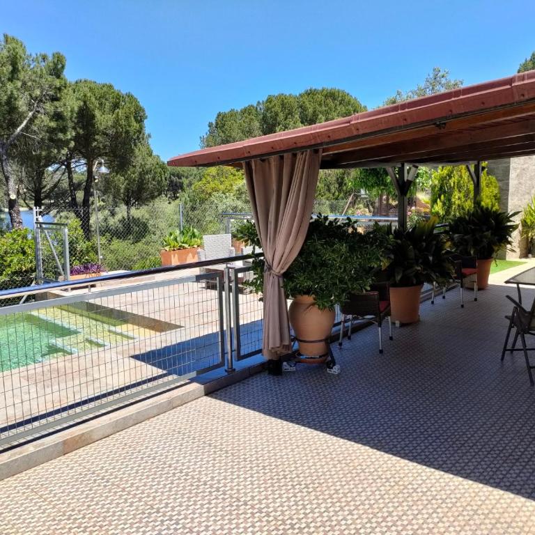 CABAÑA DE MADERA JUNTO AL LAGO LAS JARAS - Two-Bedroom Chalet - 10