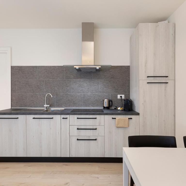 Max 14 - Appartamento con 2 Camere da Letto - 6