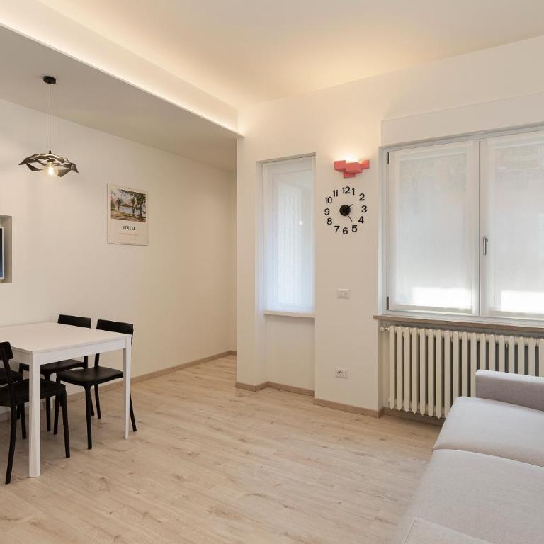 Max 14 - Appartamento con 2 Camere da Letto - 2