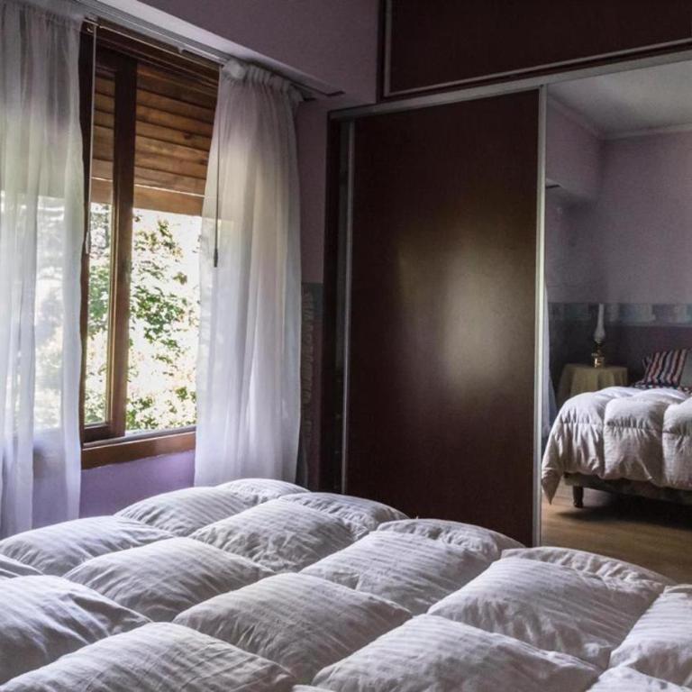 Elena Suites - Double Room with Private Bathroom - 1