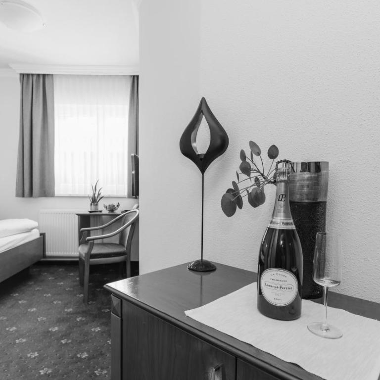 Hotel24Steps - Deluxe Einzelzimmer mit Balkon - 3