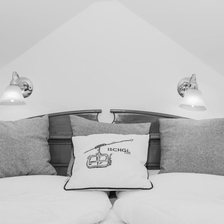 Hotel24Steps - Deluxe Doppelzimmer mit Balkon - 1
