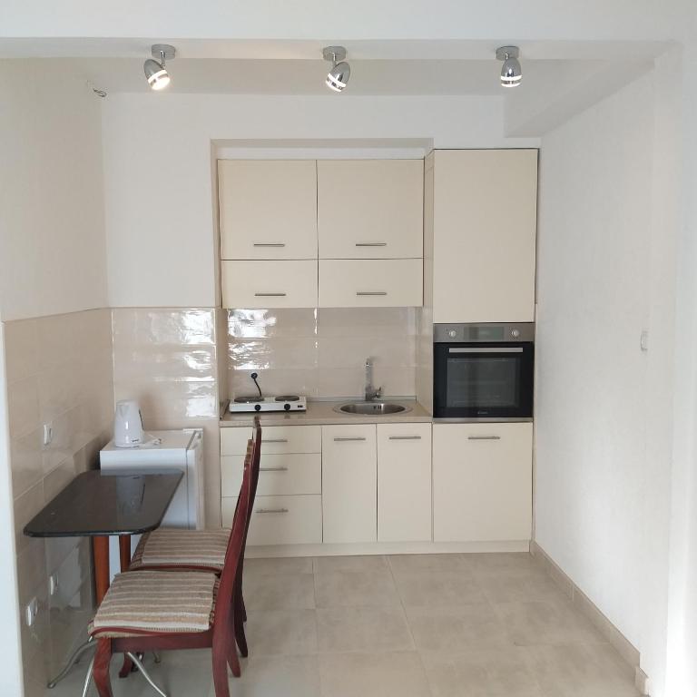 M&A - One-Bedroom Apartment - 3