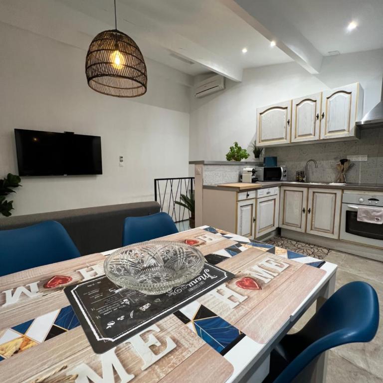 Duplex 2 chambres, avec terrasse - Soleil Levant La Ciotat - Apartment mit 2 Schlafzimmern - 1