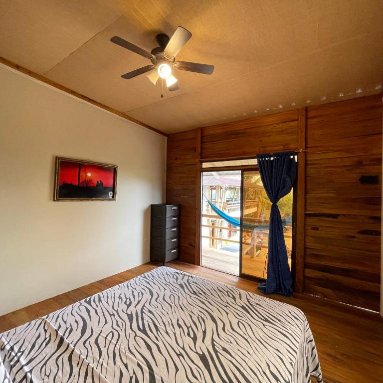 Punta Hills Montanita - Deluxe Suite with Spa Bath - 12