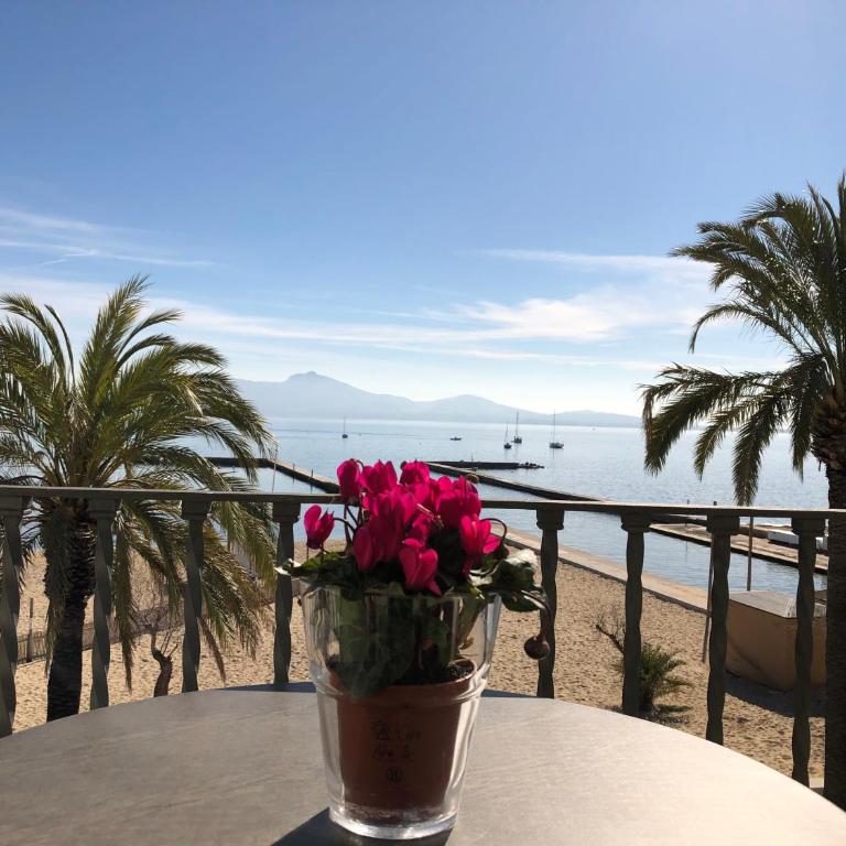 Apartamentos Torre Playa - Estudio con vistas al mar - 7