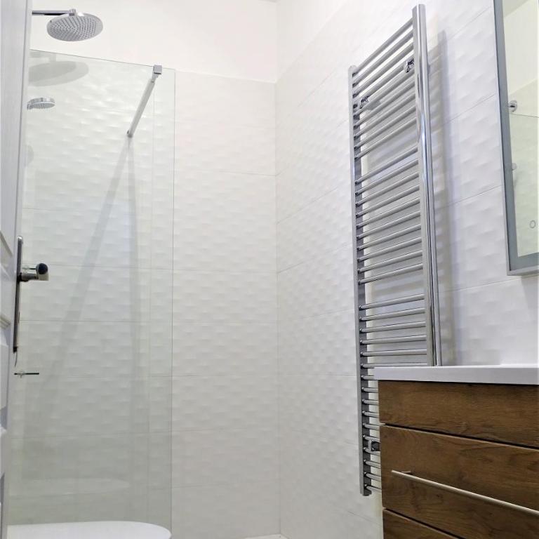BLUE FOUNTAIN Luxueux Studio Aix Centre Historique -WIFI-SMART TV- - Apartment mit 1 Schlafzimmer - 28