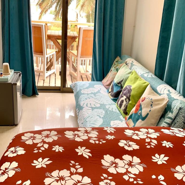Hostal Maitencillo Norte - Double Room with Balcony - 7