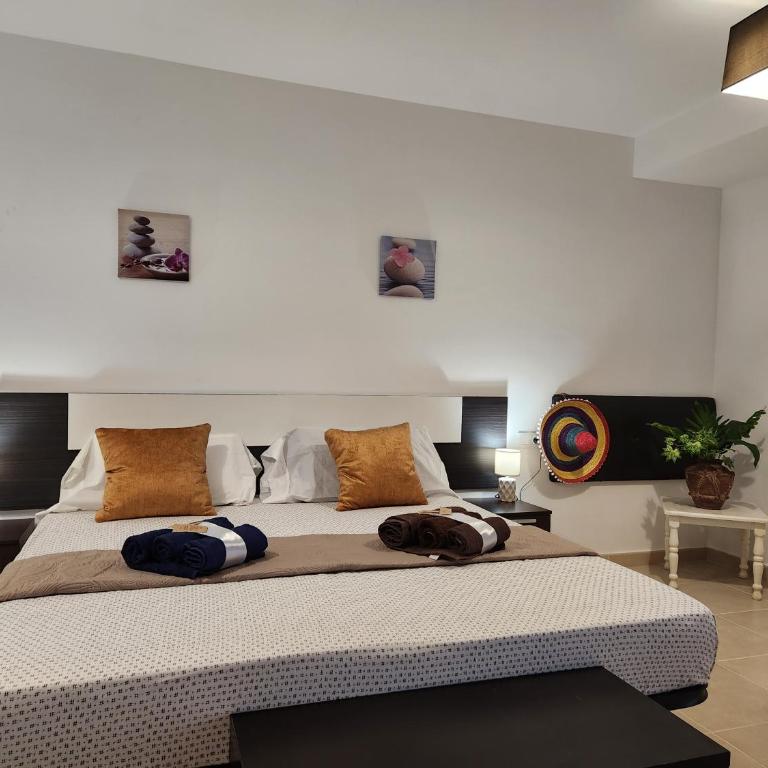 Triplex 8 ISLAS CALETA DE FUSTE - Three-Bedroom House - 18
