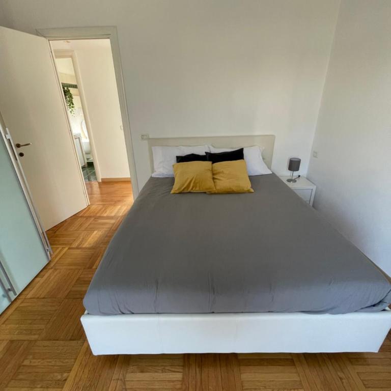 OASI CENTRALE - Appartamento con 2 Camere da Letto - 4