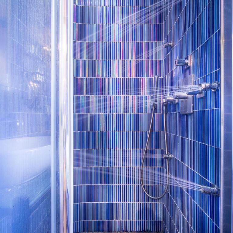 Apostrophe Hôtel - Chambre Double Standard avec Douche à Jets d'Hydromassage - 2