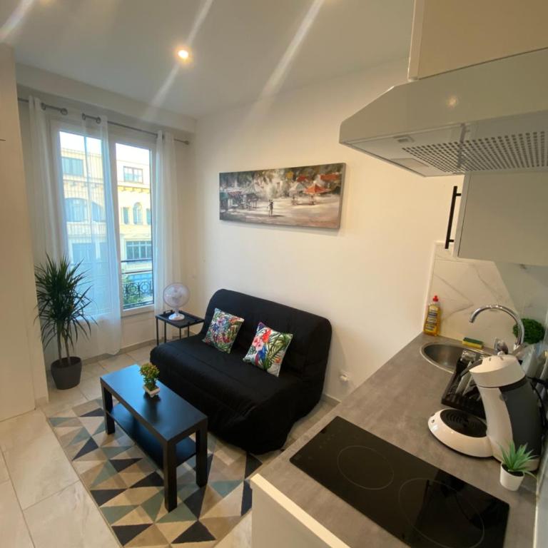 Studio sur avenue jean médecin à Nice - Appartement 1 Chambre - 3