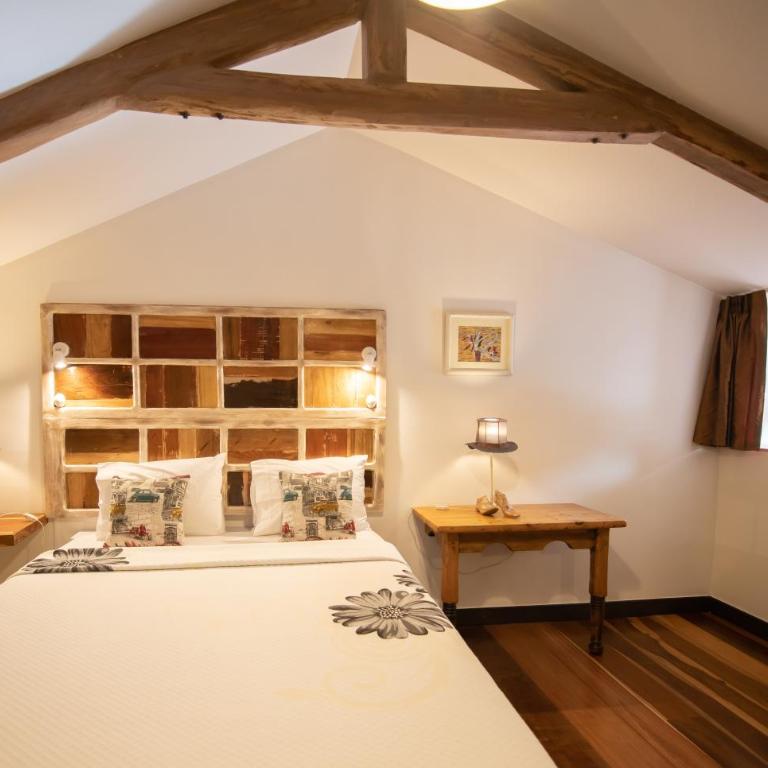 Old Town Quito Suites, Heritage Boutique Hotel, Where Every Detail Tells a Story - Apartamento Dúplex - 3