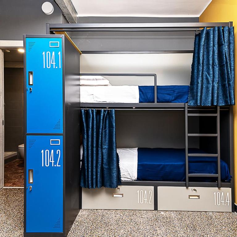 Marathon Hostel - Posto Letto in Dormitorio Femminile con 6 Letti e Bagno Privato Interno - 2