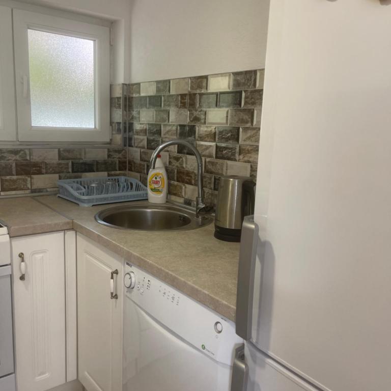 Apartman Maki - Two-Bedroom Apartment - 19