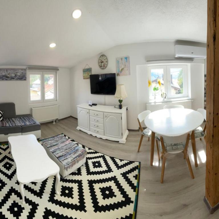 Apartman Maki - Two-Bedroom Apartment - 9