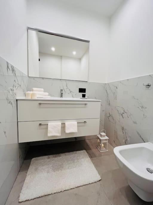 Casa di Como. - Appartamento con 2 Camere da Letto - 28