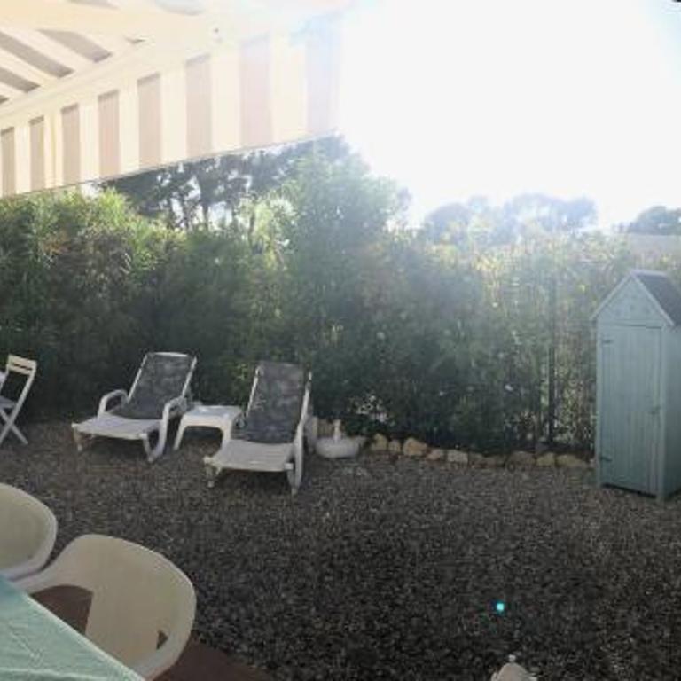 La plage, calme et jardin - One-Bedroom Apartment - 37