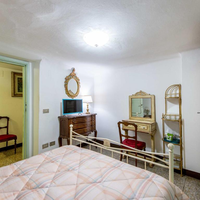 Casa Savonarola Charme - Double Room with Shared Bathroom - 12
