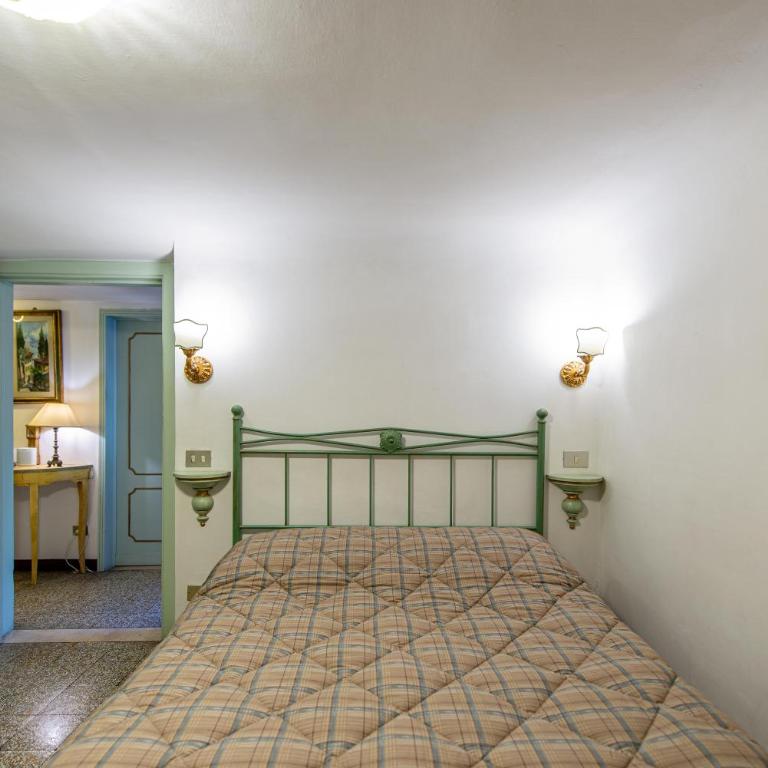 Casa Savonarola Charme - Double Room with Shared Bathroom - 11