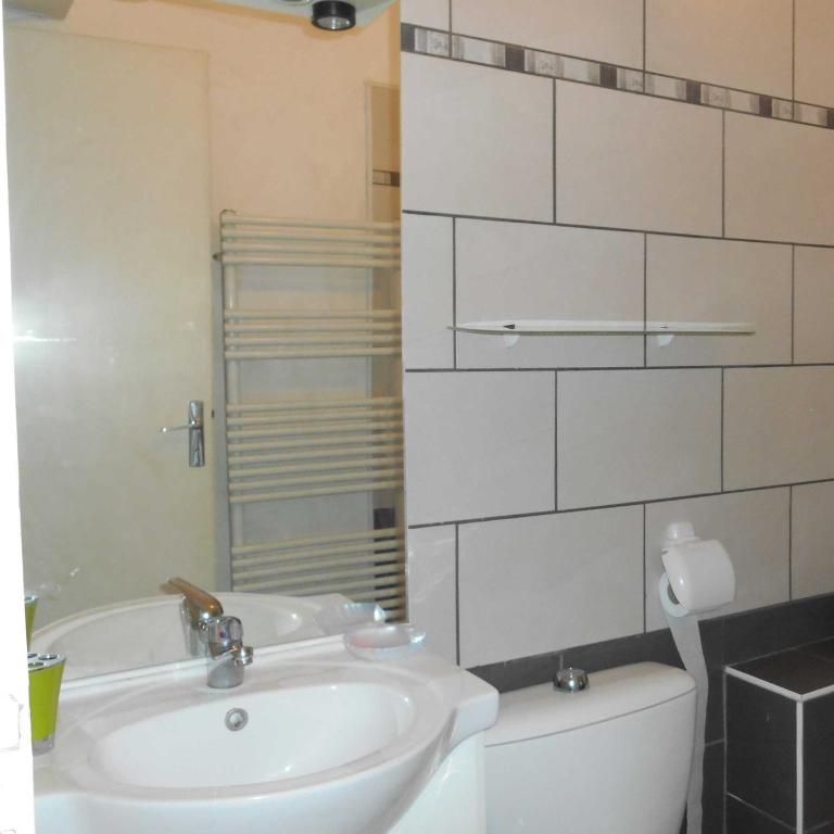 Appartement WIFI Monné centre Cauterets - Appartement avec Balcon - 27