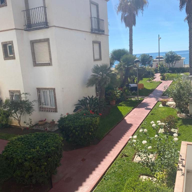 Casa Pandora Apartamento Duplex Atico, primera línea de playa Torrox - Two-Bedroom Apartment - 52