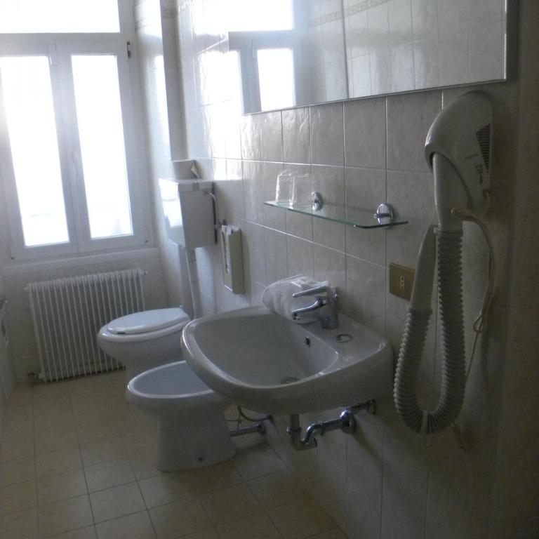 Hotel Sant'Ilario - Standard Triple Room - 1